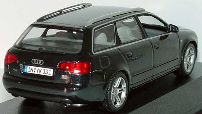 Audi A4 Avant (Facelift 2004) phantomschwarz-met. Werbemodell Minichamps  5010404233 in der 1zu87.com Modellauto-Galerie