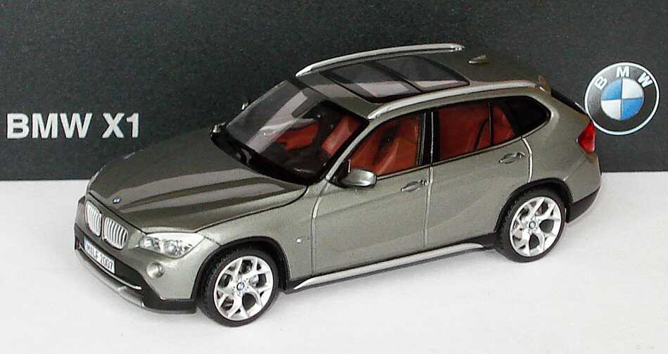 ausverkauft, Schuco 450719900 BMW X1 (E84), alpinweiß Modellauto 1:43